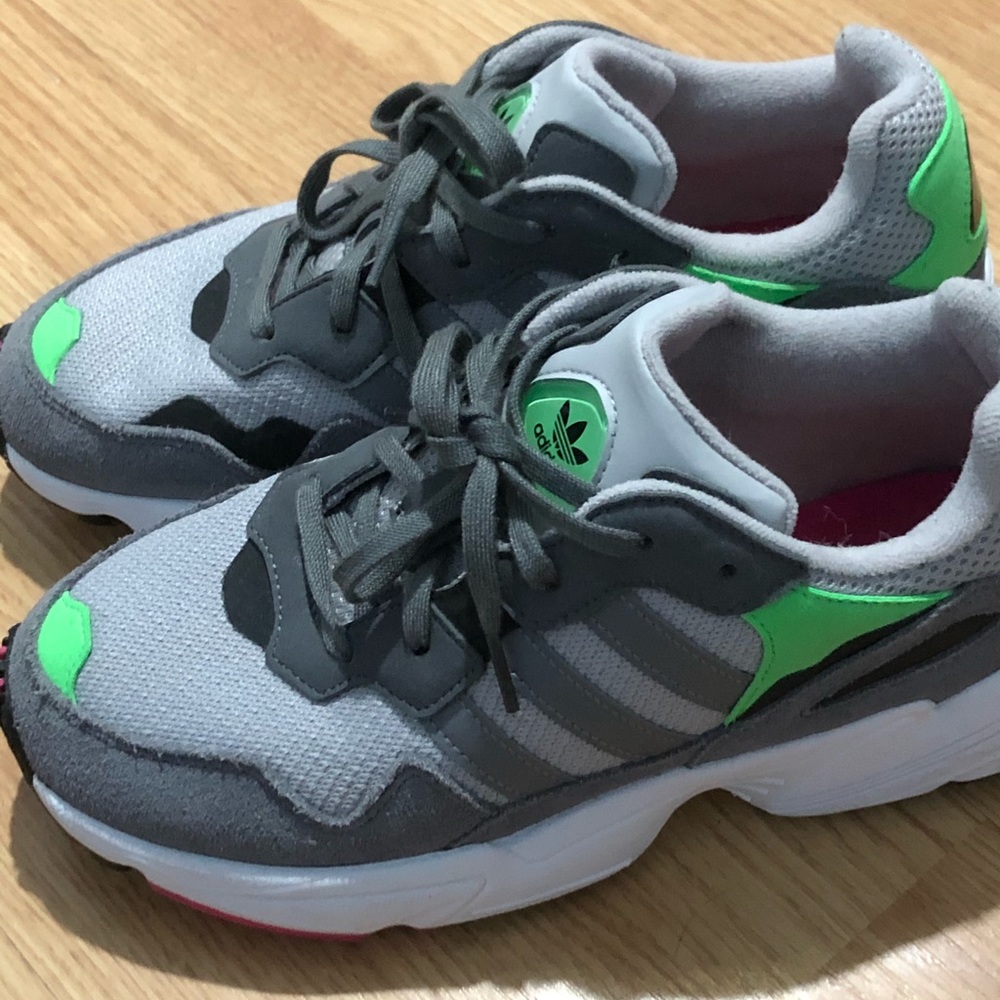 Adidas torison sneakers neon pink n green